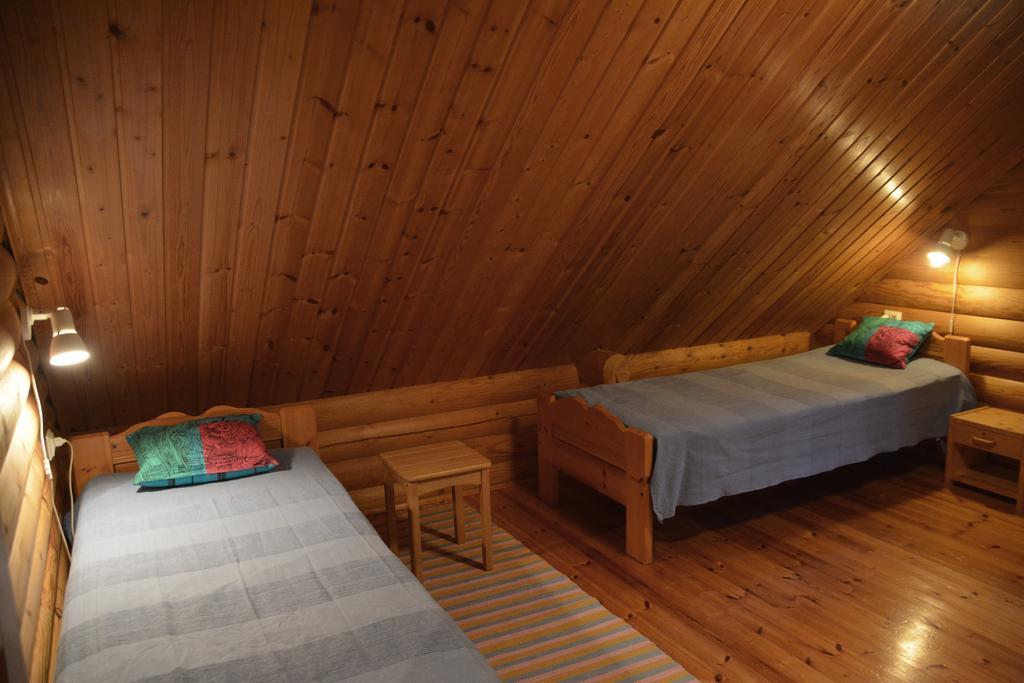Lomapesae Cottages Pertunmaa Habitación foto